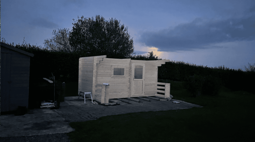 Sauna Cabin Assembly 3 part built sauna cabin